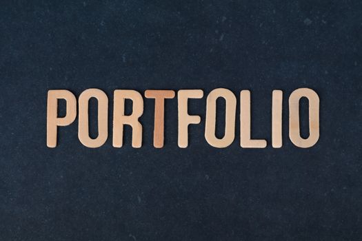 Choose the Best Domain for Your Portfolio: Tips & Trends for 2024